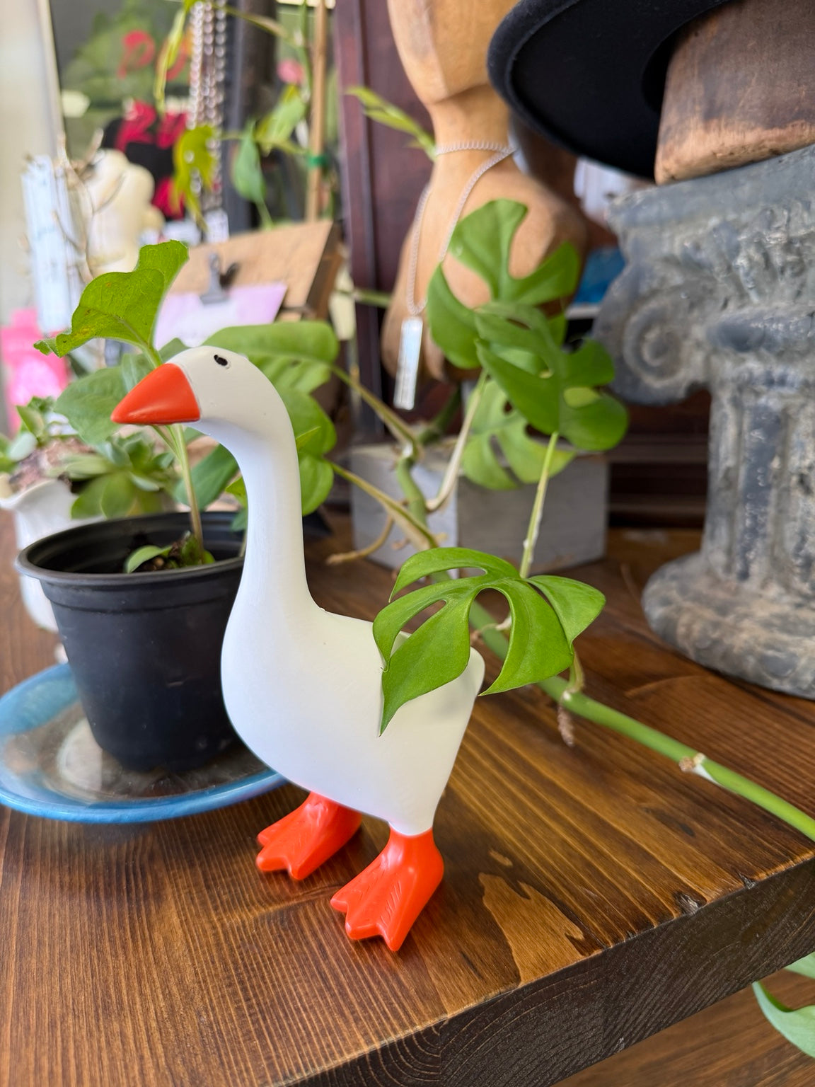 Desk Goose