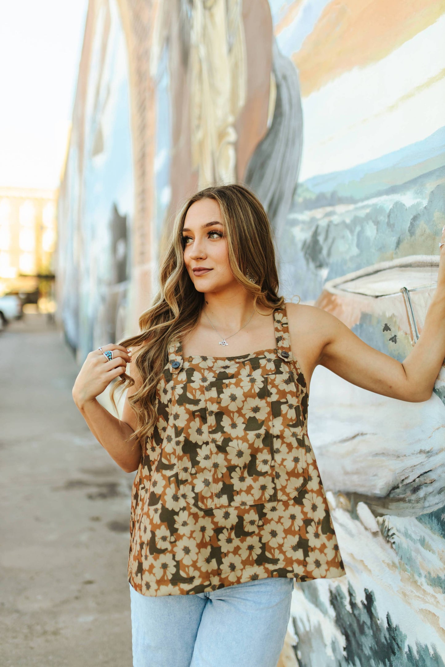 BUCKIN BIBS *FLORAL