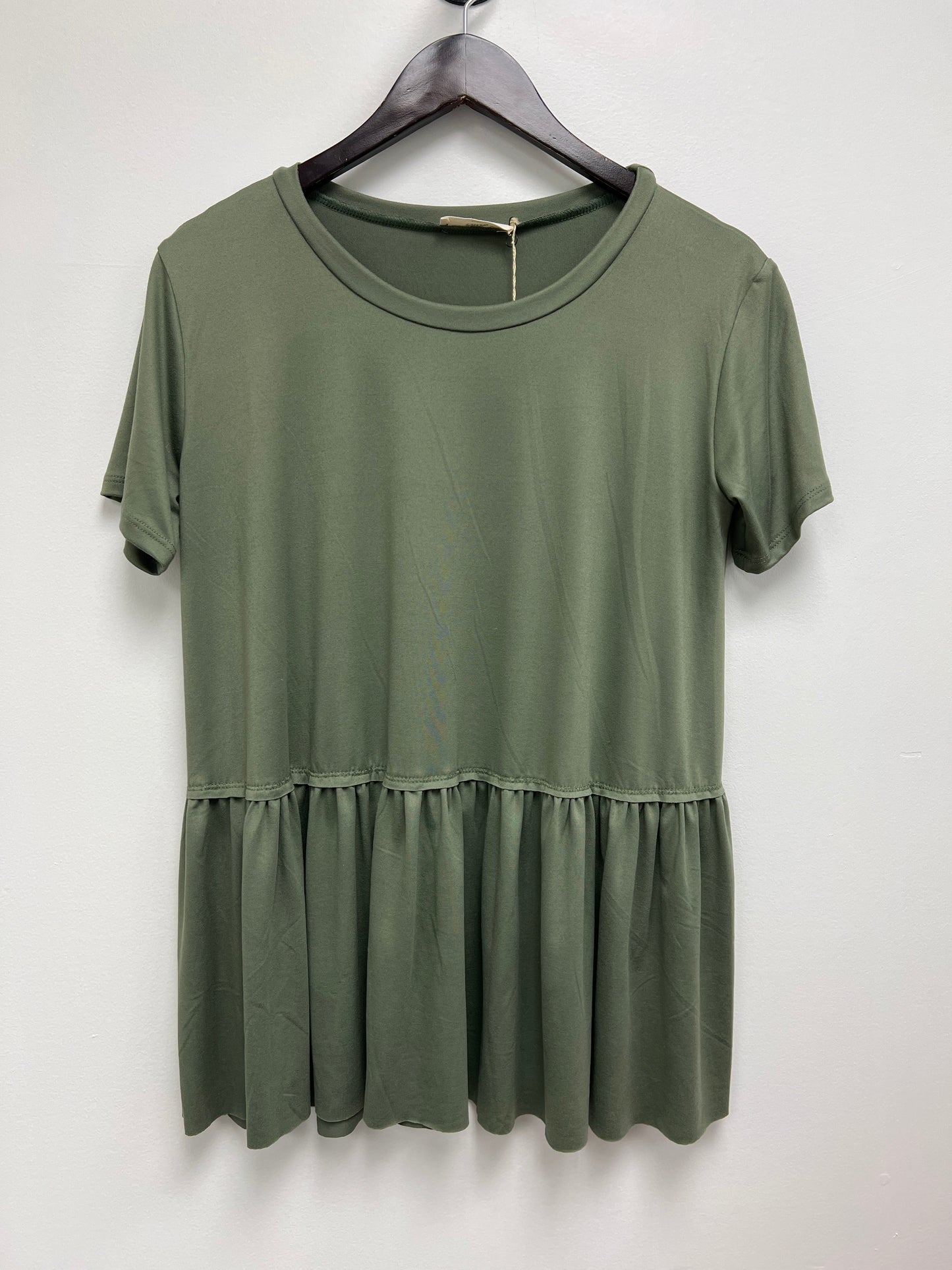 Entro Avocado Ruffle Bottom Shirt