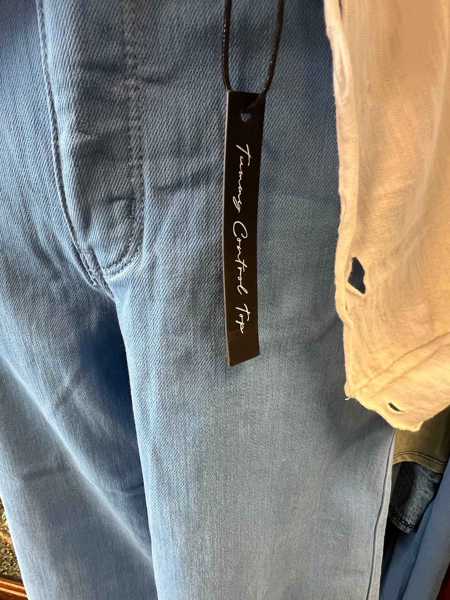 Judy Blue - Blue Cropped Jeans