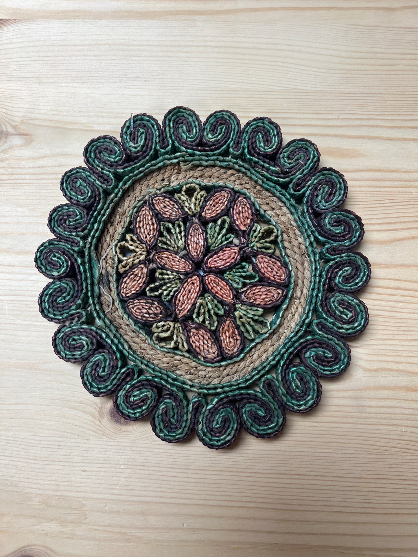 Vintage Wicker Hot Plate
