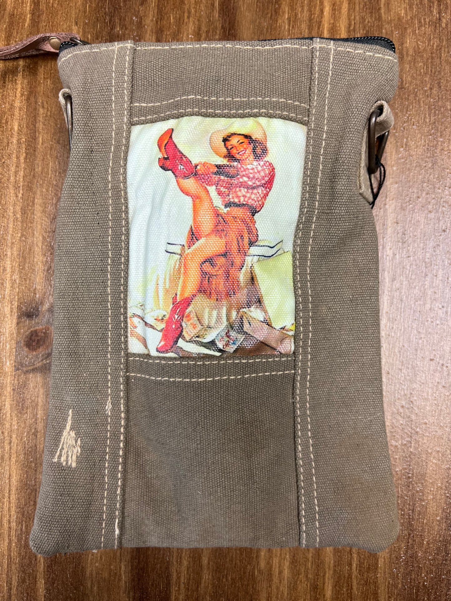 Vintage Addiction Crossbody