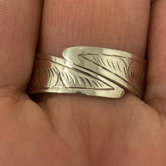 Bone Heart flower and feather Ring