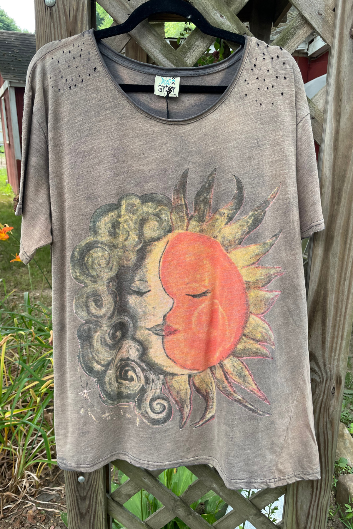 Jaded Gypsy - Sun and Moon Dance Tee