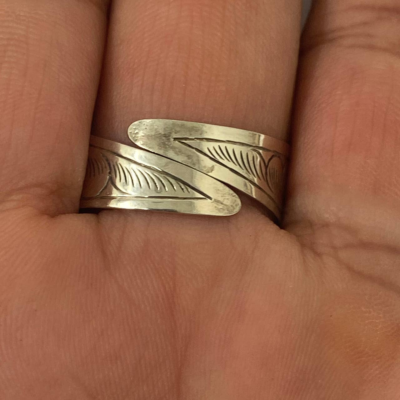 Bone Heart flower Ring