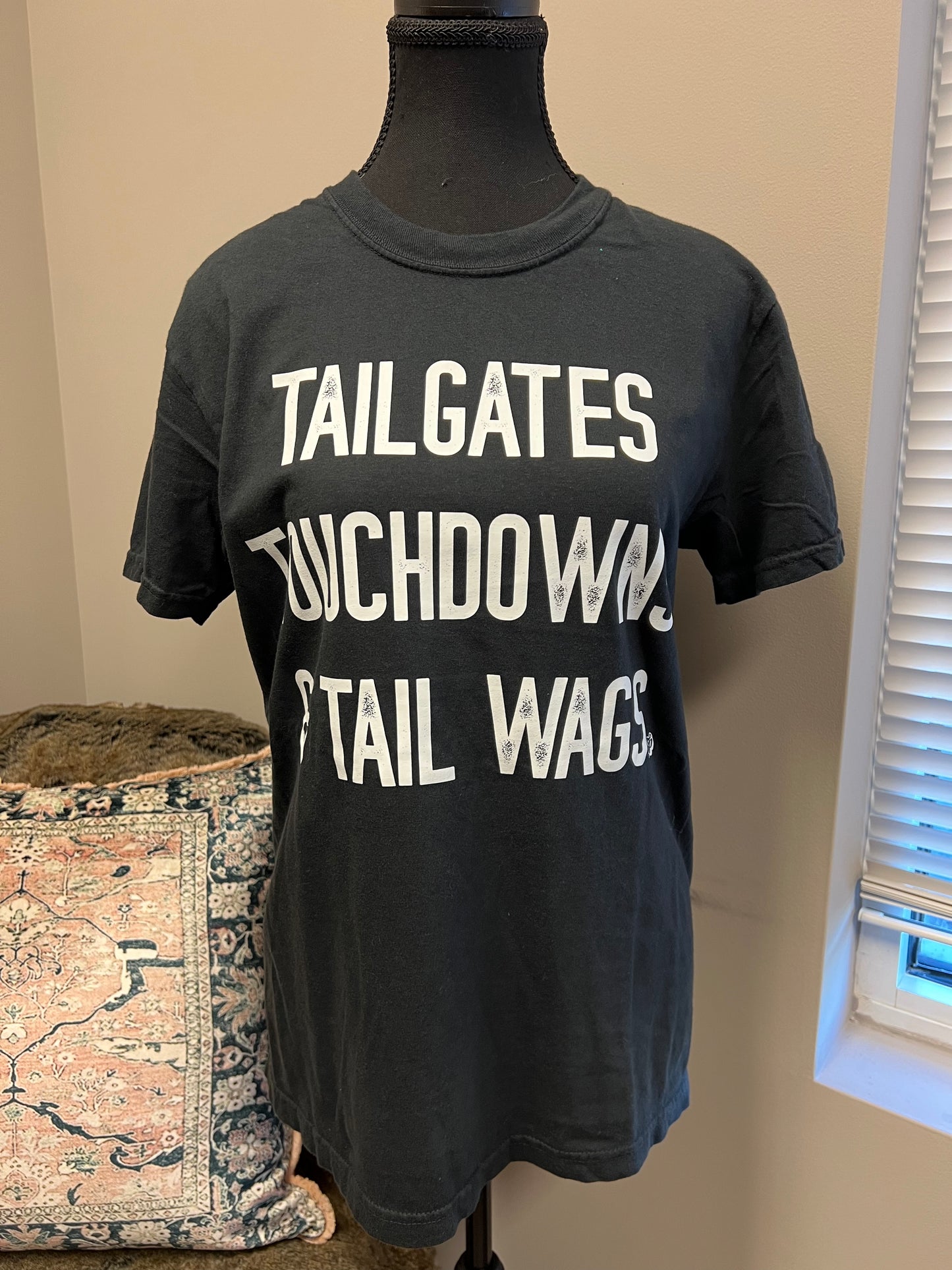 Tailgates and Tail wags