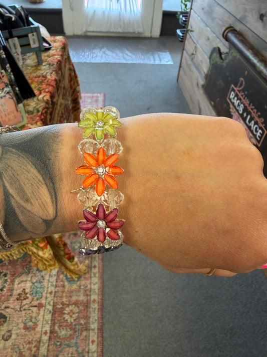 Daisy Bloom Stretch Bracelets