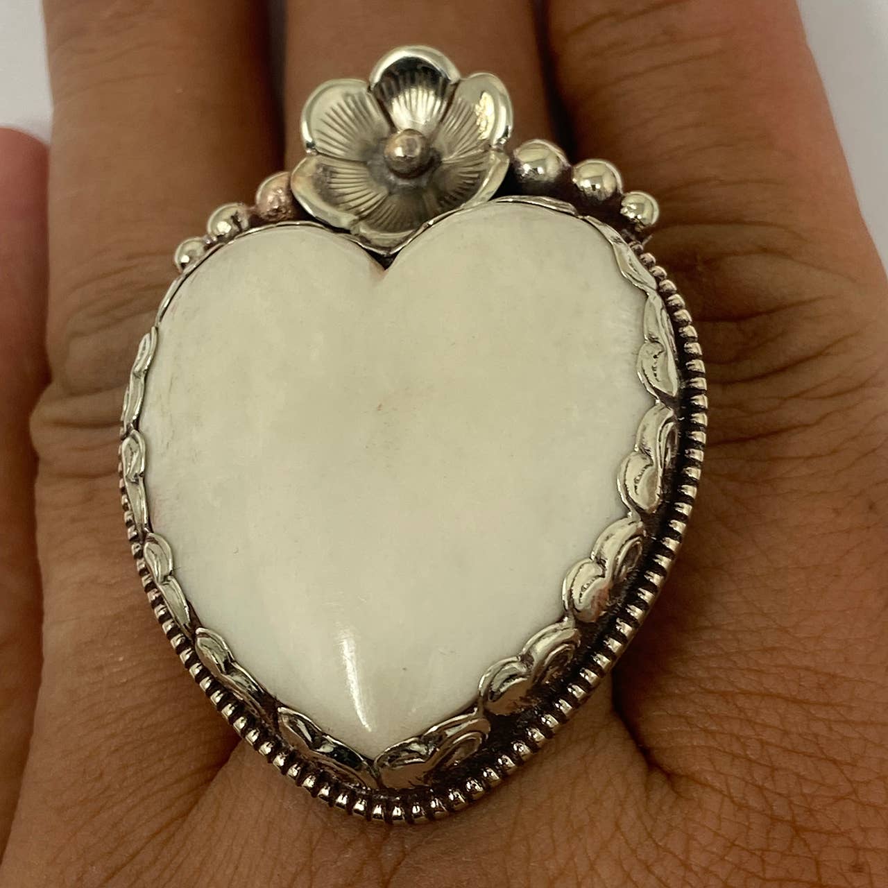 Bone Heart flower Ring