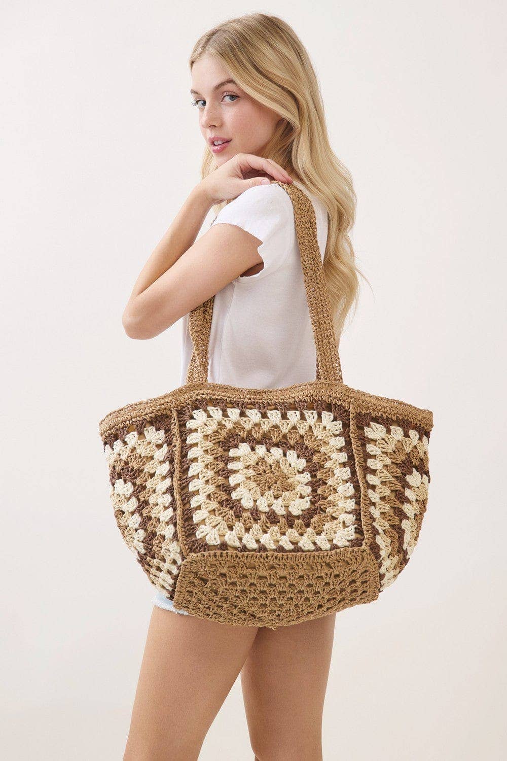 MB0353 Maisie Oversized Granny Square Chic Tote Bag