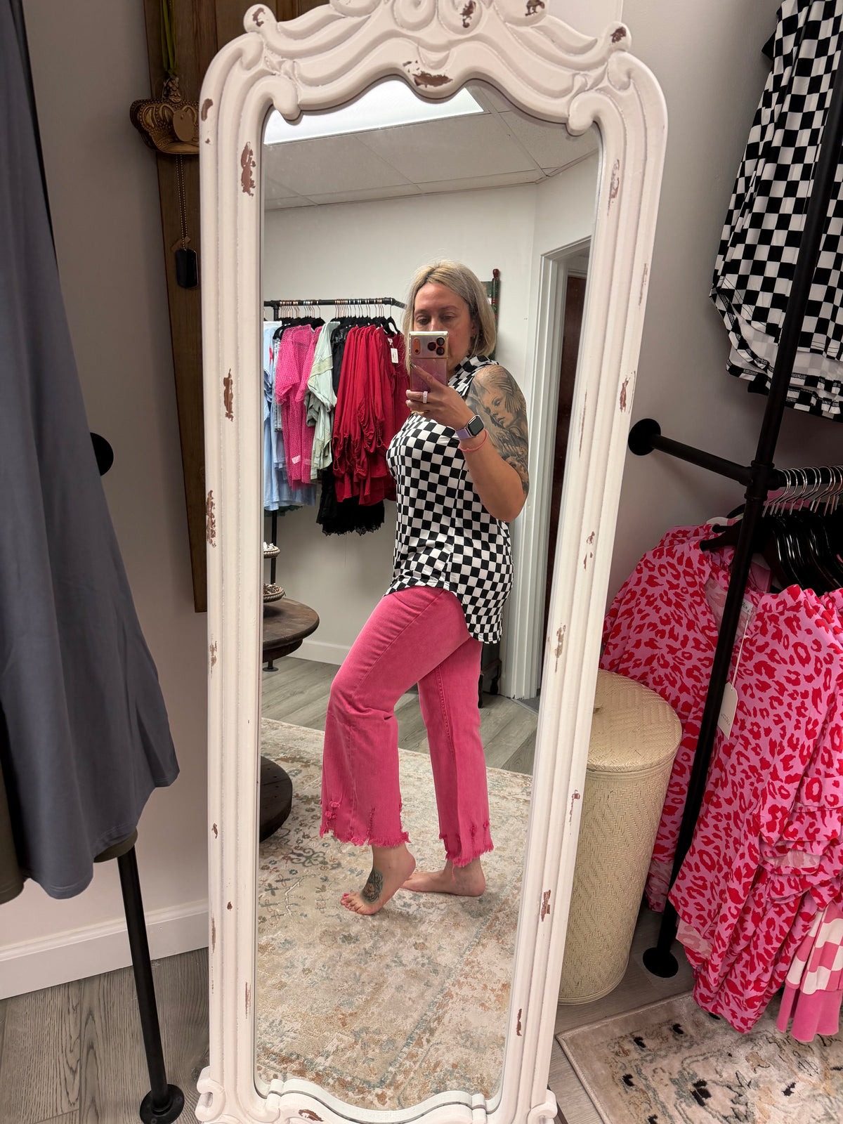 Outlaw Crop Jeans - Pink