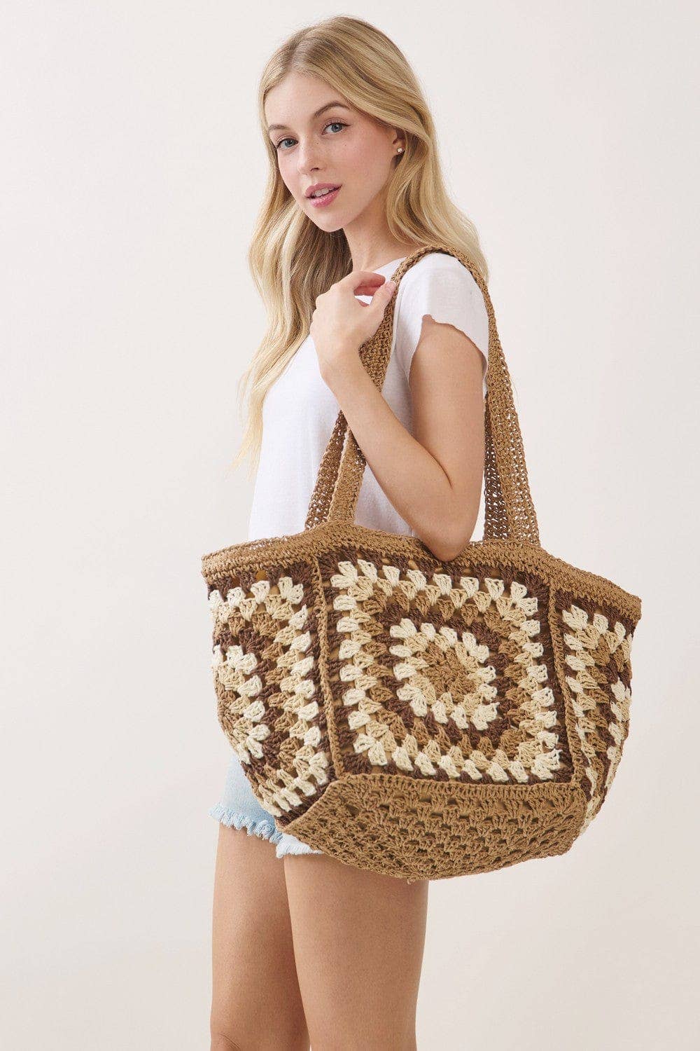 MB0353 Maisie Oversized Granny Square Chic Tote Bag