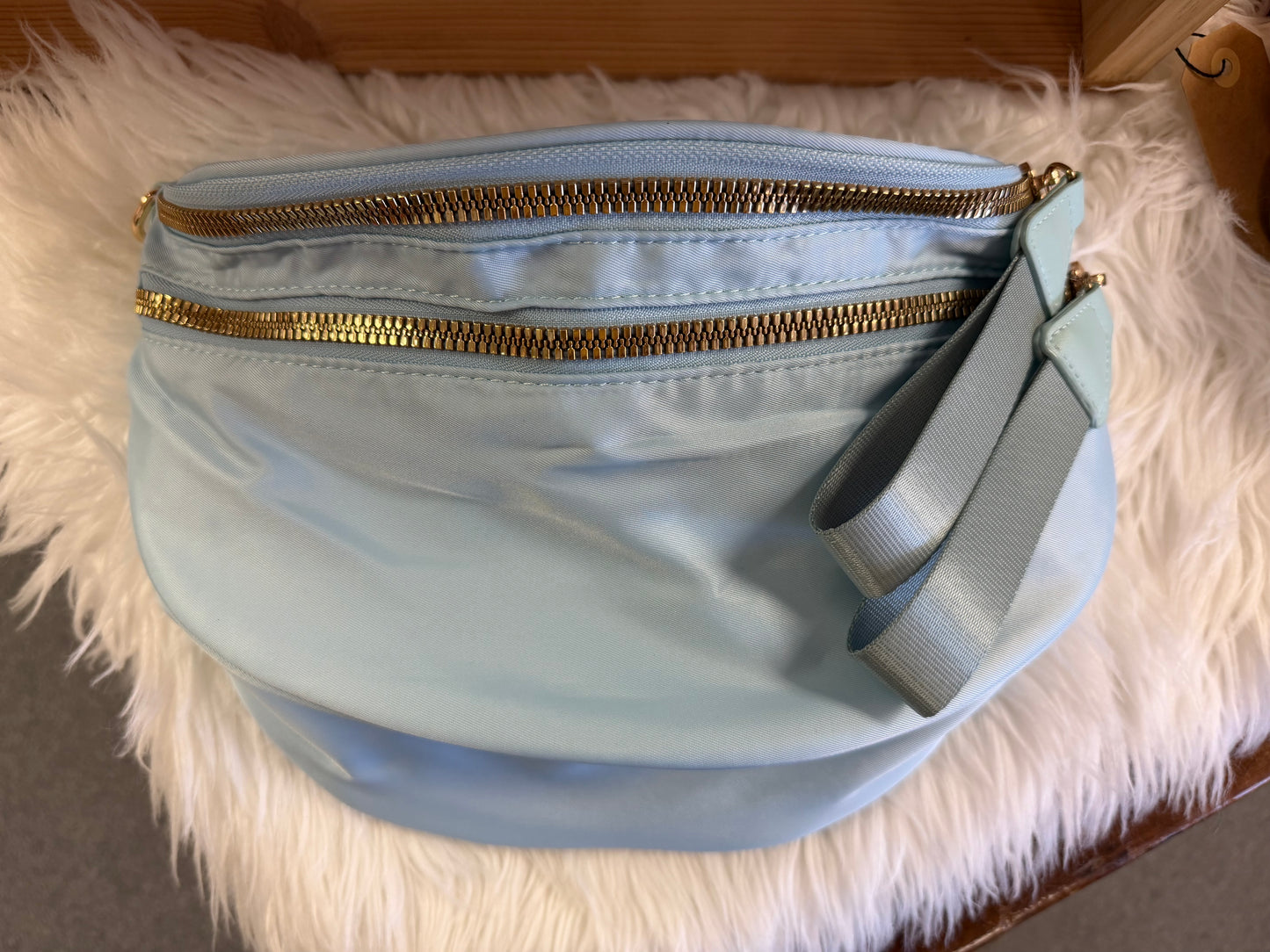 Out of Pocket Crossbody
