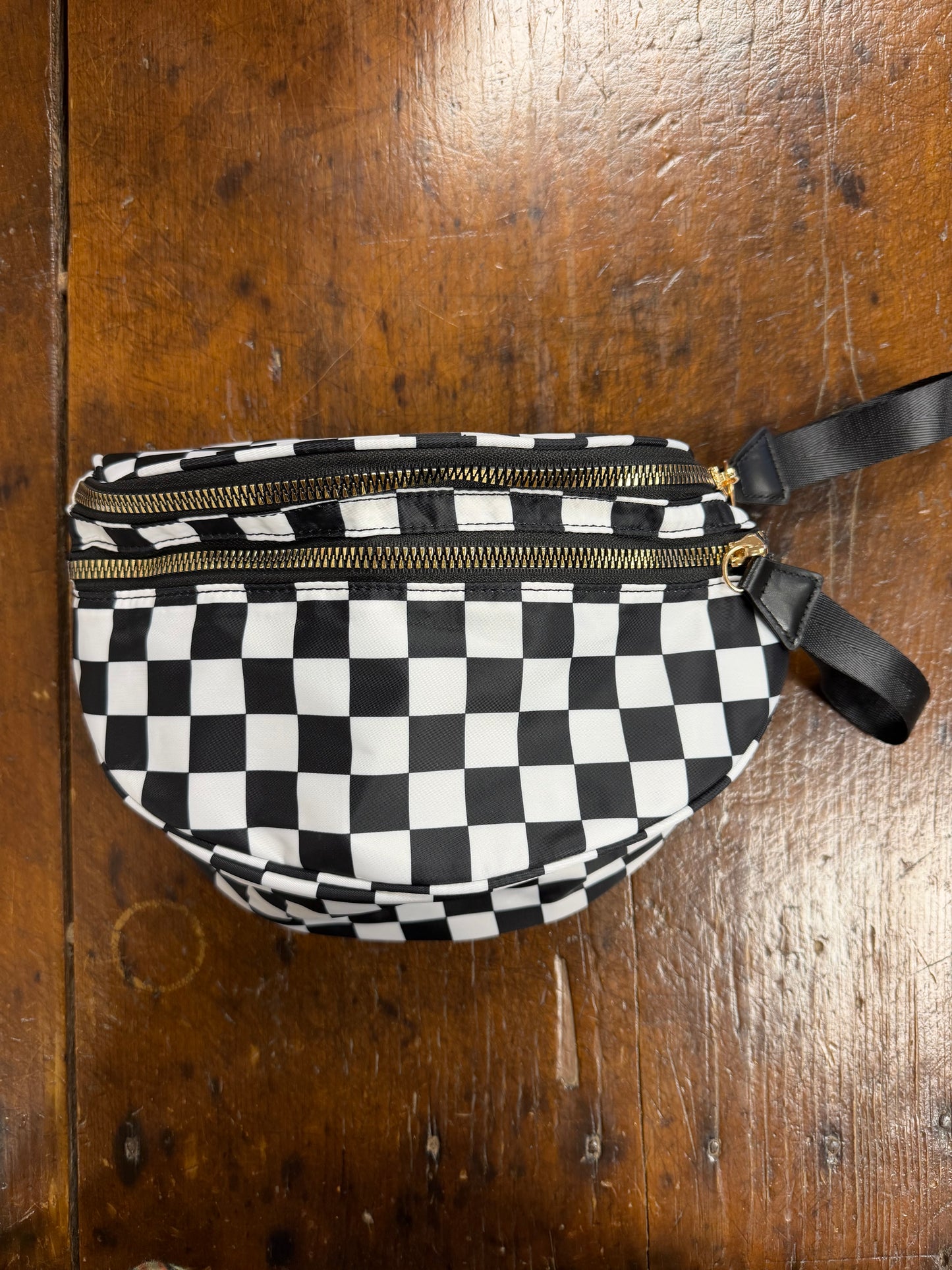 Out of Pocket Crossbody