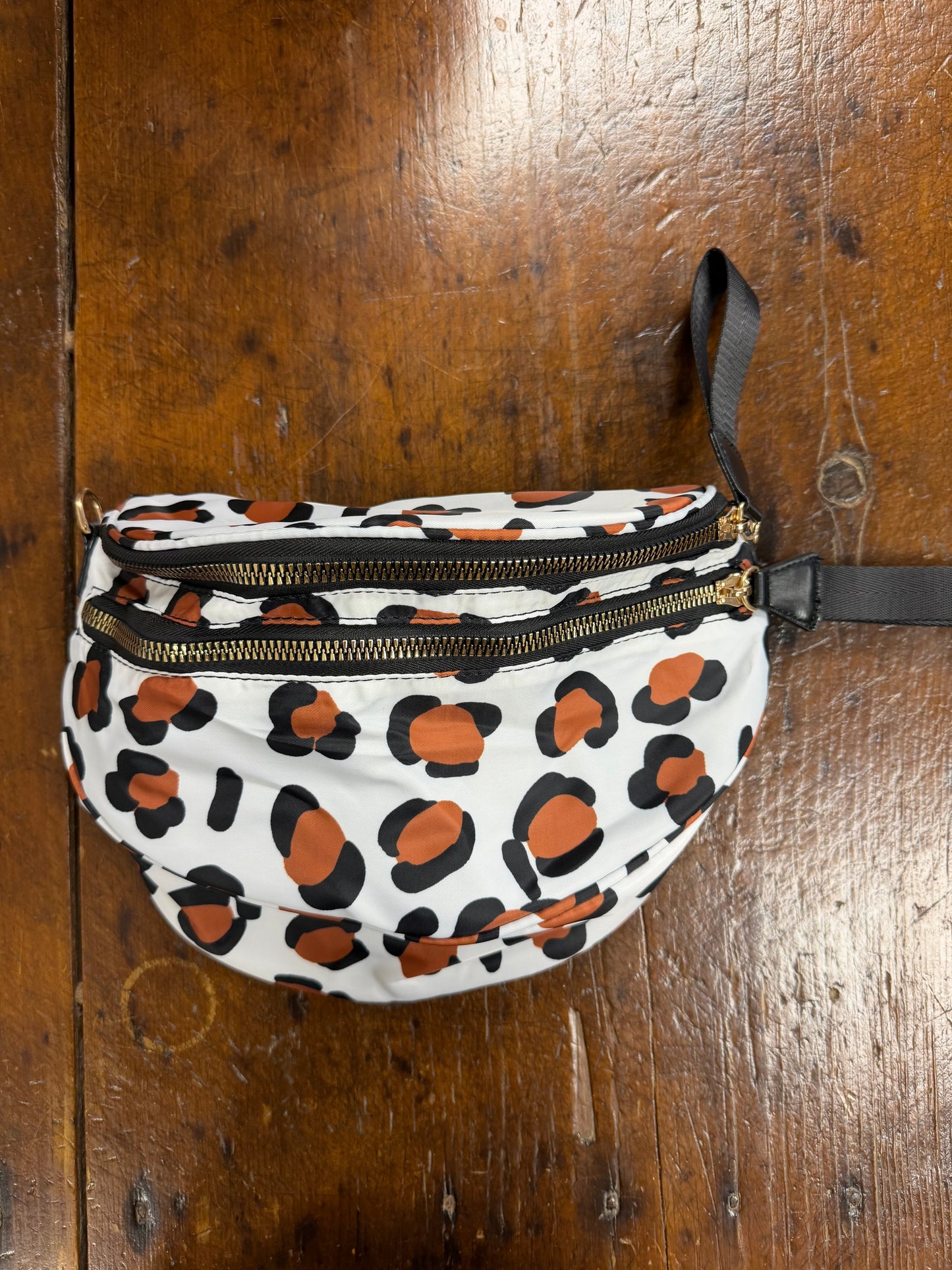 Out of Pocket Crossbody