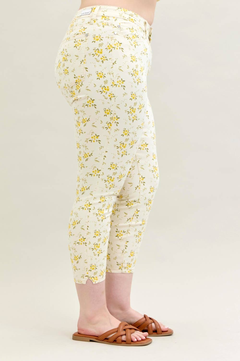 MID-RISE SKINNY FLORAL PRINT - PLUS