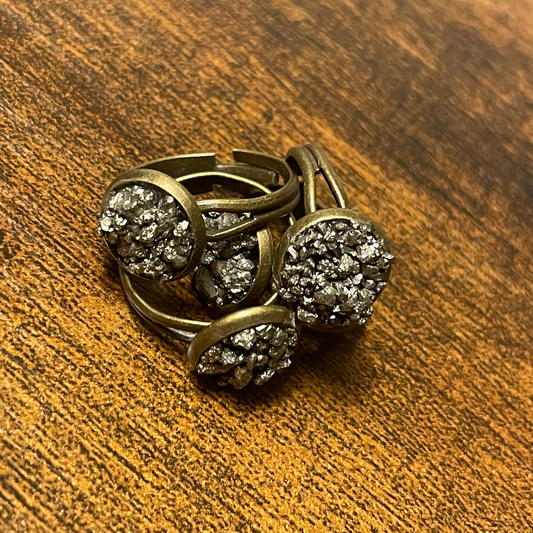 Crushed Pyrite Ring